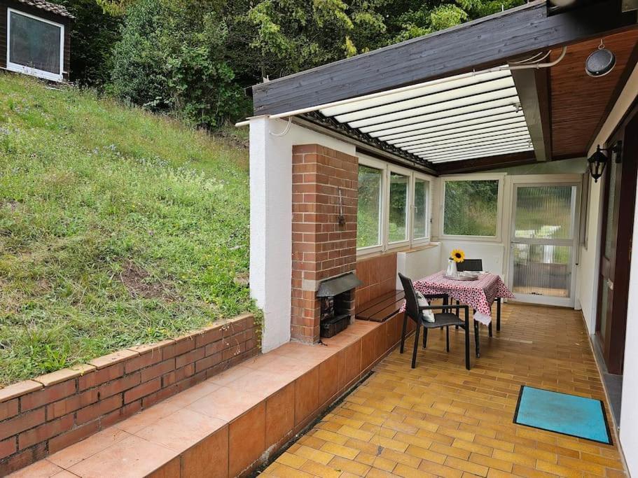 שונאו Grosse Ferienwohnung Am Waldrand מראה חיצוני תמונה