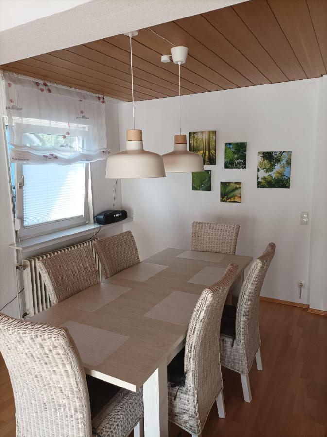 שונאו Grosse Ferienwohnung Am Waldrand מראה חיצוני תמונה